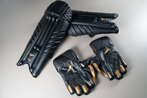 LSR Sports- Black Wicket Keeping Gloves & Pads (Bundle)